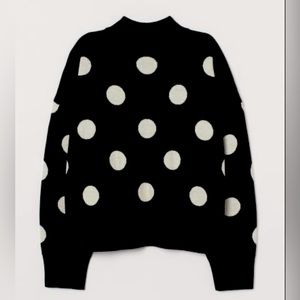 NWOT H&M Black and White Polka Dot Sweater in Medium